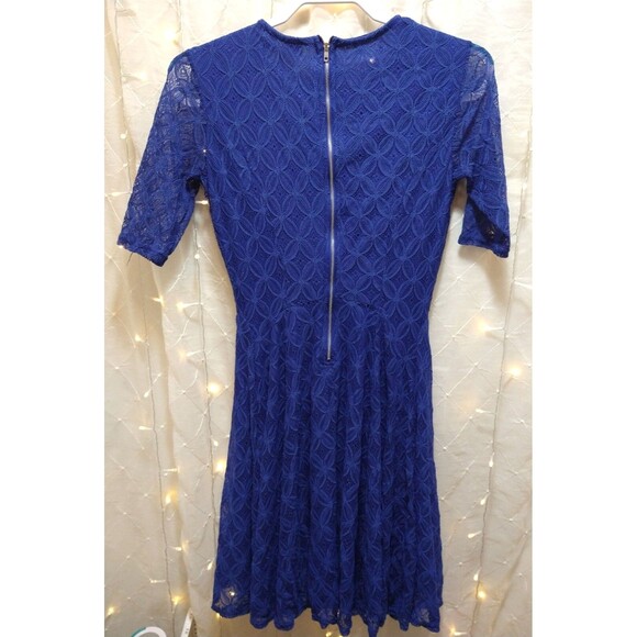 J Glee Women Small Dress Midi Short Fit Flare Vibrant Lace Overlay Semi Formal - Picture 3 of 7